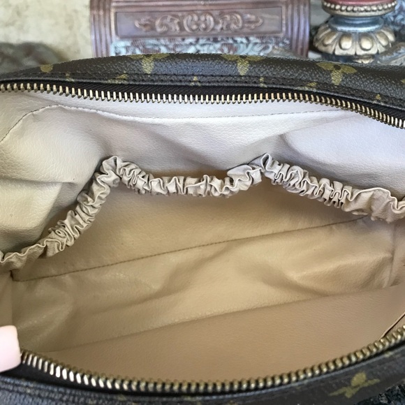 Gorgeous Louis Vuitton Unisex Trousse 28 Toiletries Bag Cosmetic Case - Picture 14 of 15
